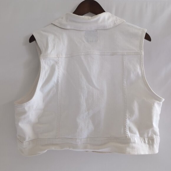 Torrid Denim Women's White Vest Jean/Denim Button Up Chest Pocket, Size 2 - Picture 2 of 7